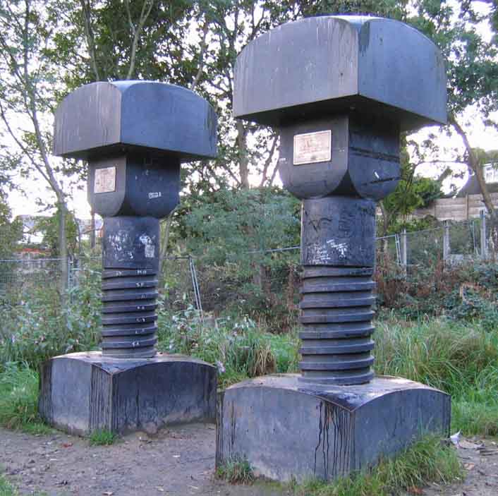 'The iron bolt monument in The Valley. Bolts by Aspull Engineering Co. Ltd. of Boothstown; photo by Graham Wood, October 2004; graffiti by Atherton residents.