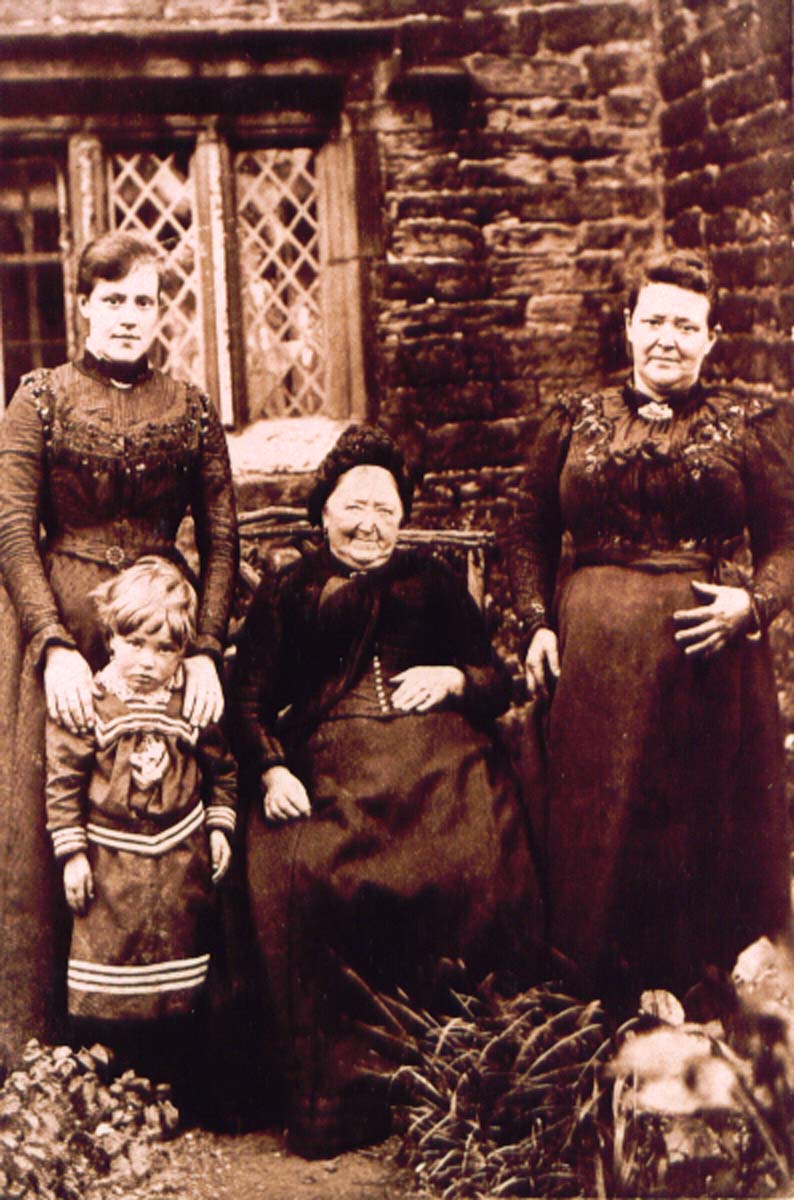 The Booth family in front of Old Sparth House in 1904