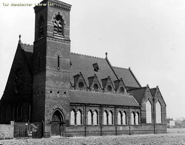 St Michael, Hulme