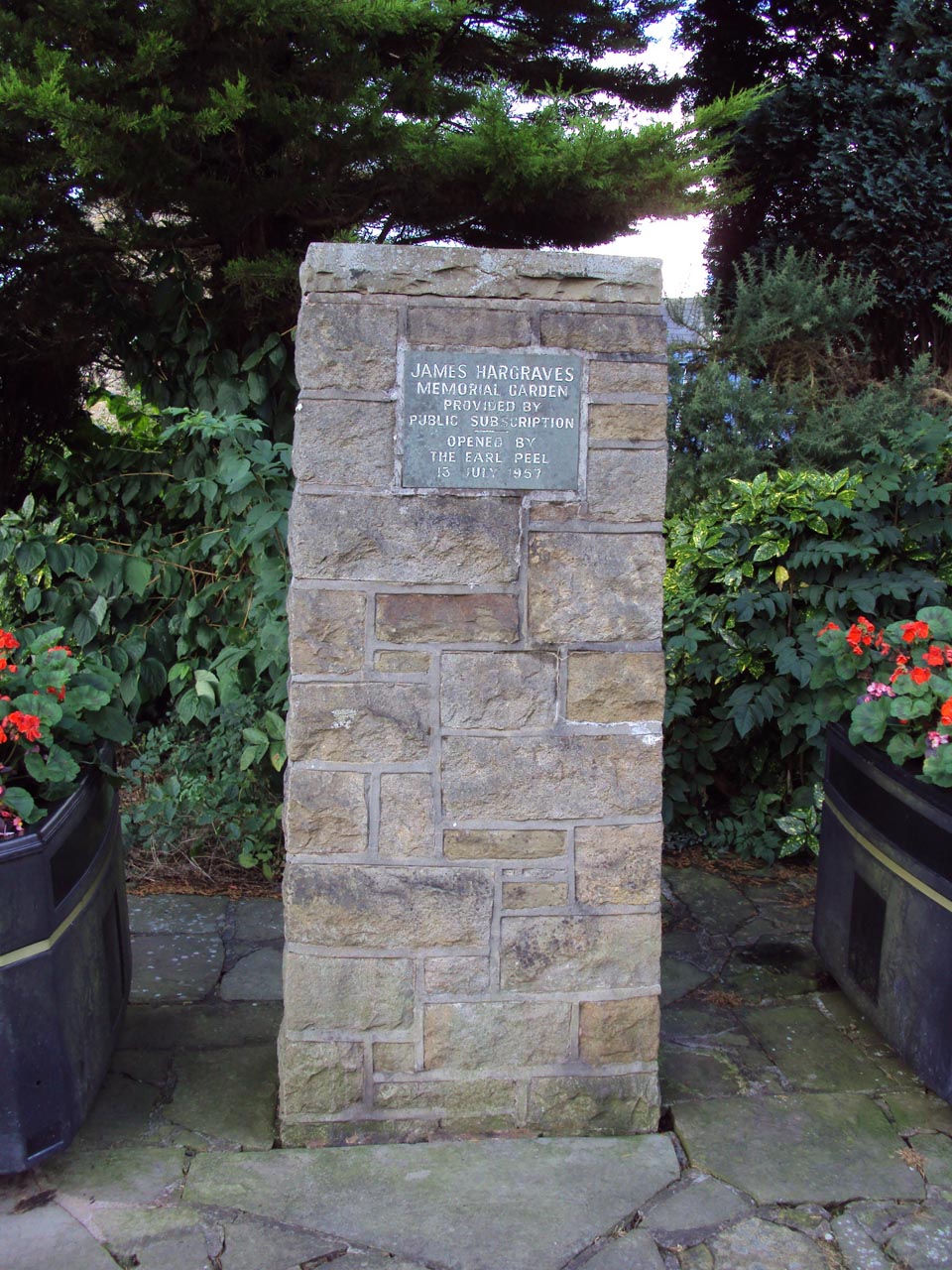 Memorial to James Hargreaves