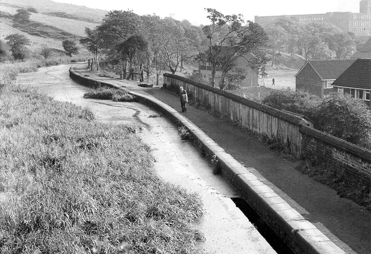 The canal at Prestolee with Irwell Bank Mill in the background (about 1965)