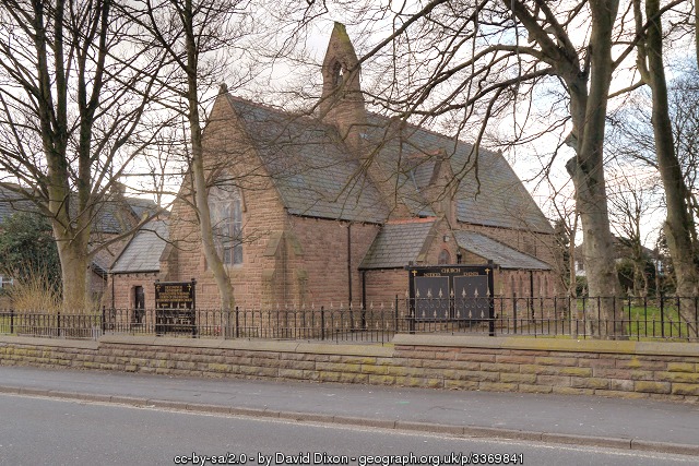 St Michael and St Thomas, Hough Green