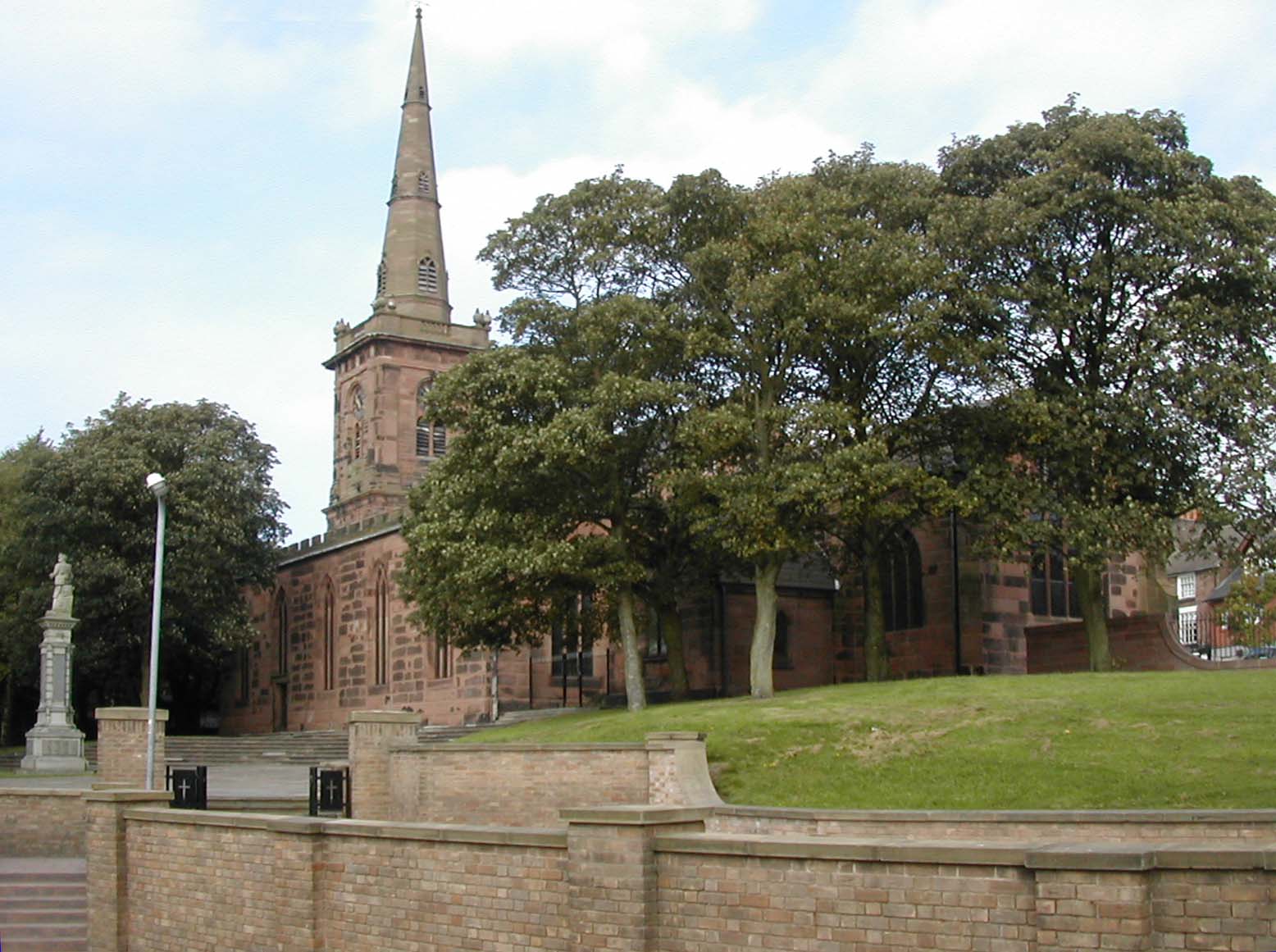 St. Mary the Virgin, Market Place/Church Street